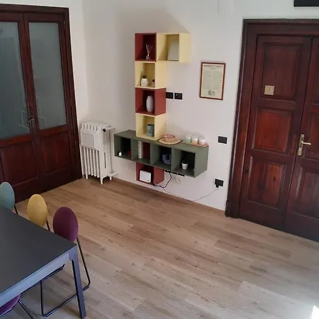 Casa Manu Nuovo In Centro Storico アパート *